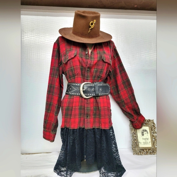 **SOLD*Gypsy Grunge Flannel & Lace Duster Upcycled Reworked Vintage - Picture 1 of 6
